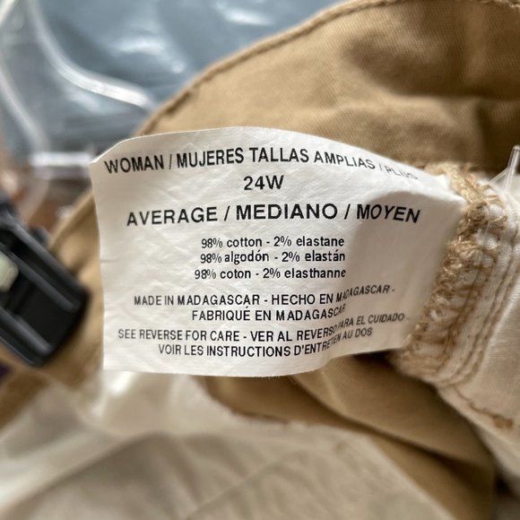 Women's Plus Size Gloria Vanderbilt Tan Trousers - Picture 5 of 5